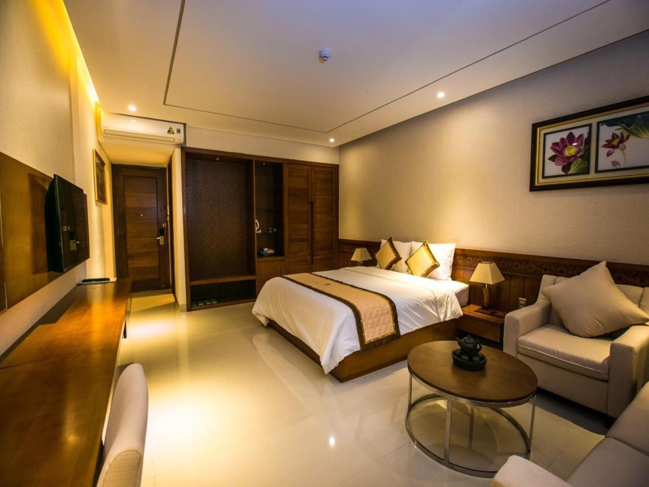 Liberty Hotel Дананг Екстериор снимка